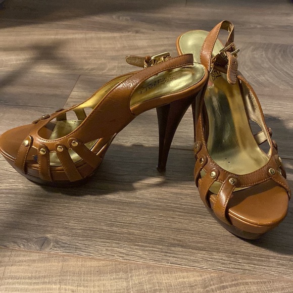 Michael by Michael Kors Sandals - Picture 3 of 4